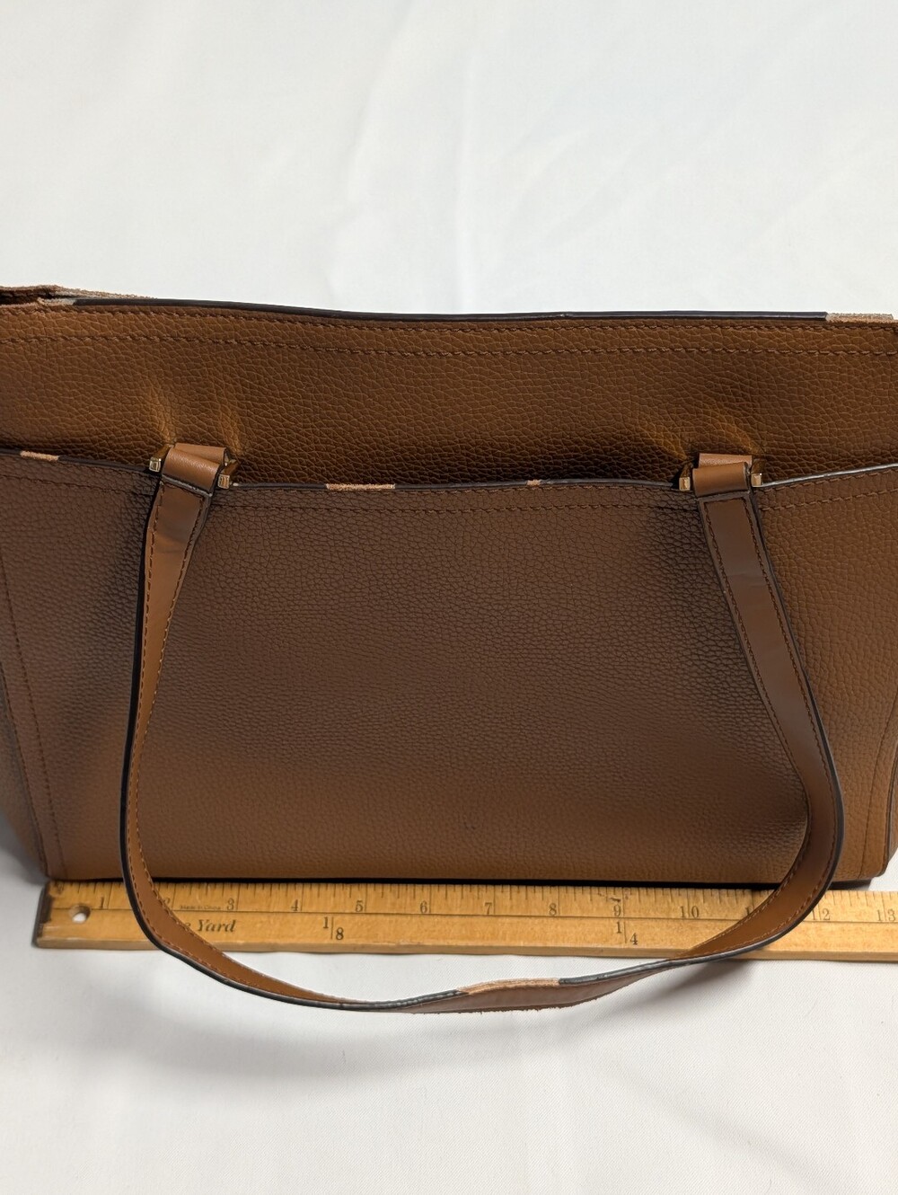 MICHAEL KORS Tan Leather Tote Bag with Signature Logo Charm - Picture 16 of 16